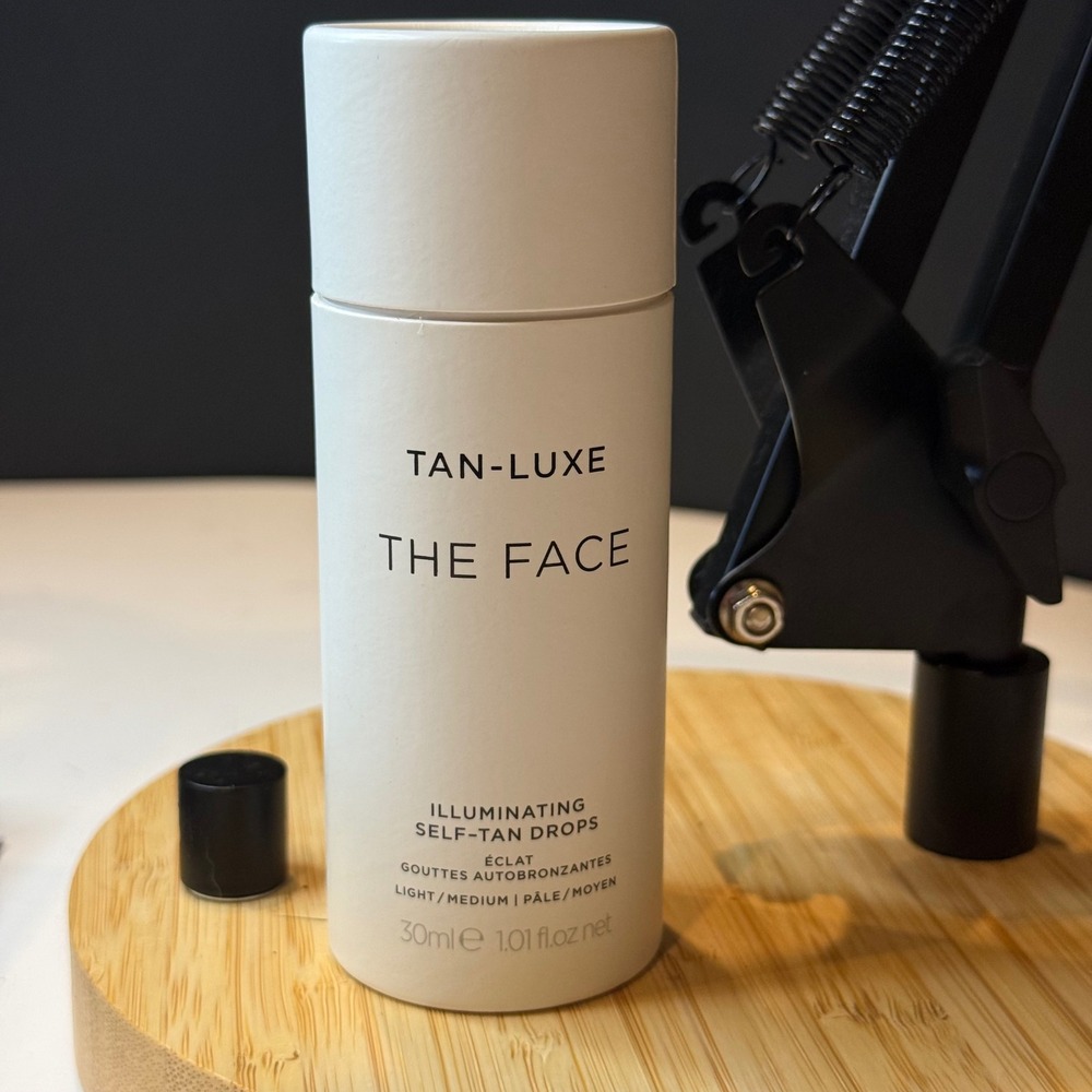 Tan-Luxe • The Face • Illuminating Self-Tan Drops • Light Medium 30ml 1.01oz NEW